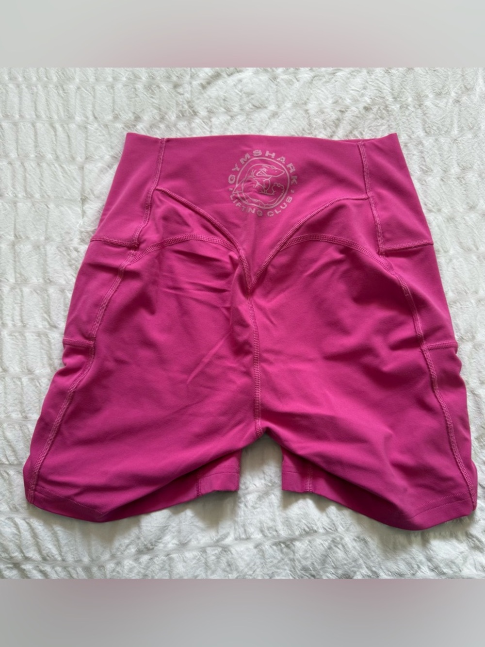 Gymshark Legacy - Ruched Tight Shorts - Deep Pink